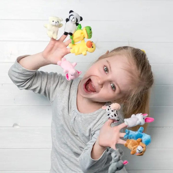 Buntes Fingerpuppen-Set - 20 Fingerpuppen bei ARIADNE
